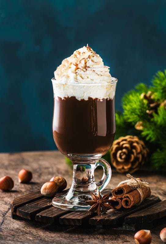 6 Creative Hot Chocolate ideas to warm you up this winter 5 Huzelnuts hotchocolate 800
